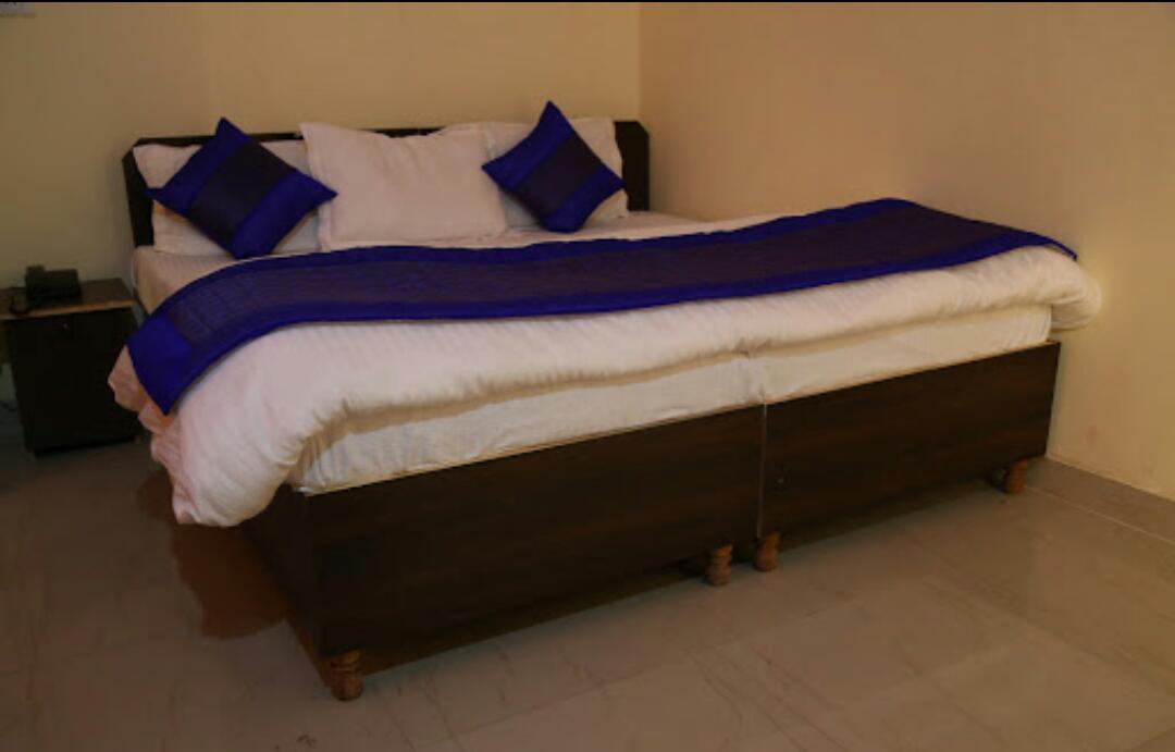 Hotel Dream Palace Yeni Delhi Dış mekan fotoğraf